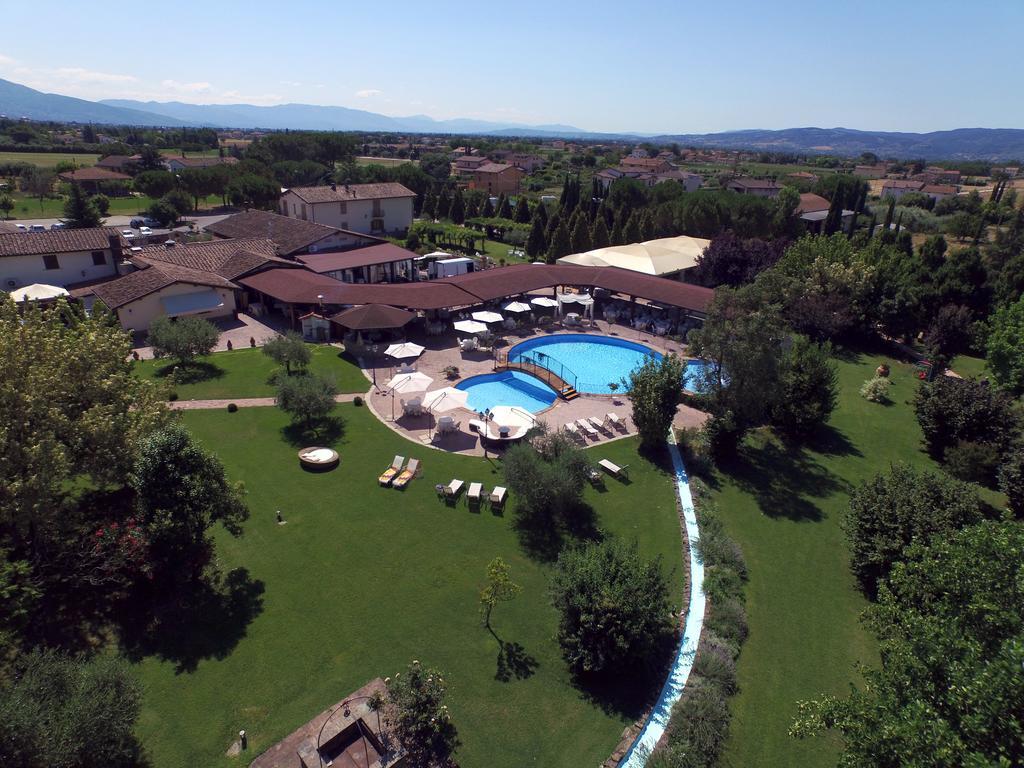 ホテル Relais Madonna Di Campagna バスティーア・ウンブラ エクステリア 写真